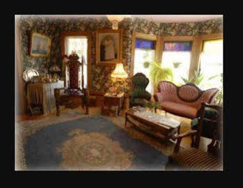 The Lion And The Rose Bed & Breakfast Whitefield Bagian luar foto